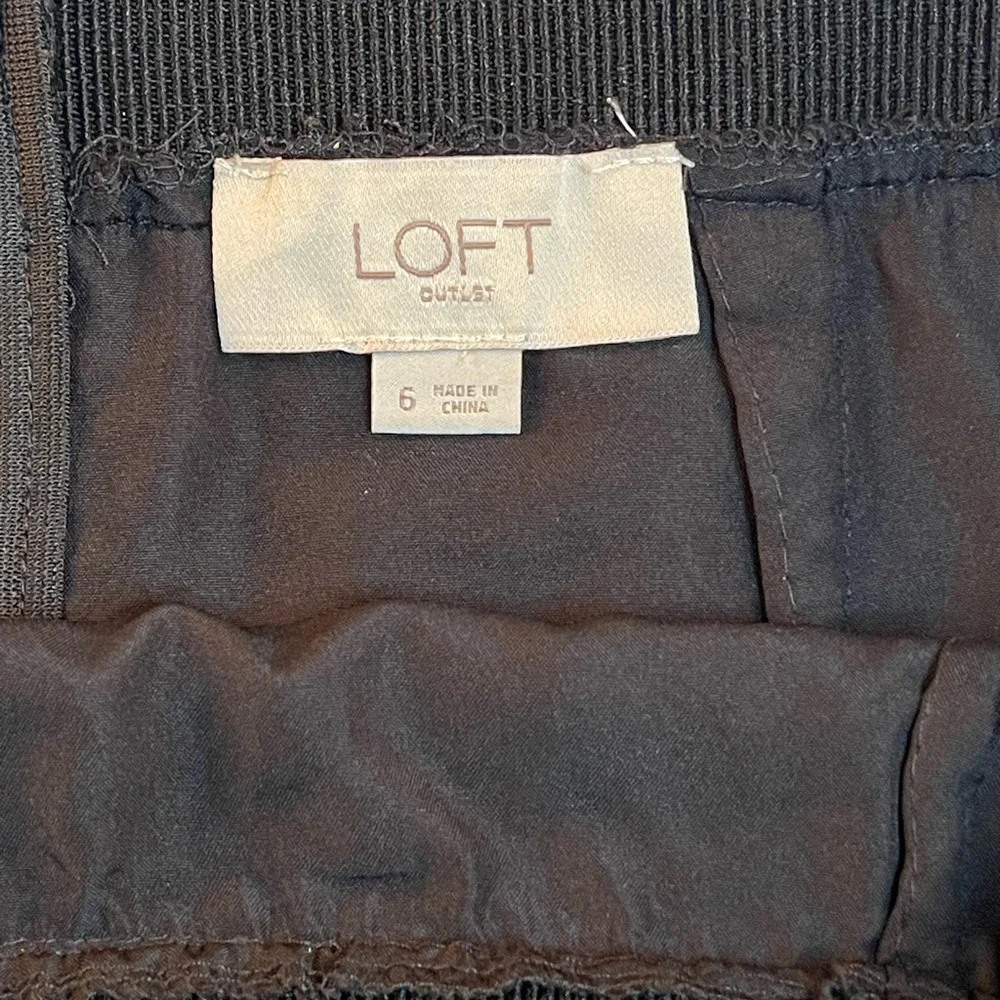 LOFT Black Lace A-Line Skirt Women’s Size 6